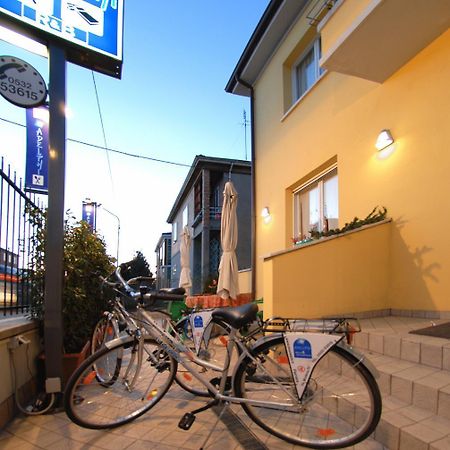 Adelphi Room & Breakfast Ferrara Exterior foto